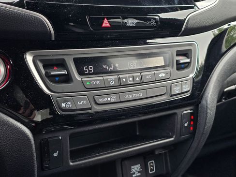 Used 2019 Honda Passport Touring image 24