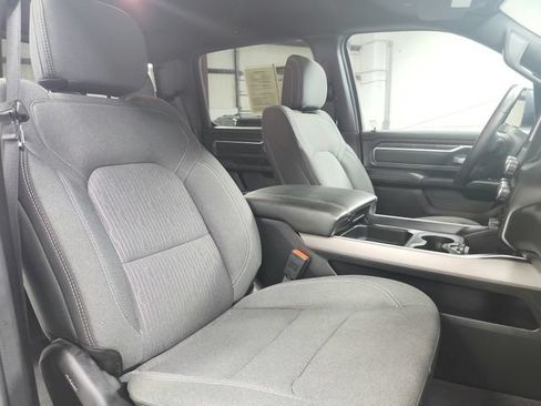 Used 2024 RAM 1500 Big Horn AWD/4WD image 40
