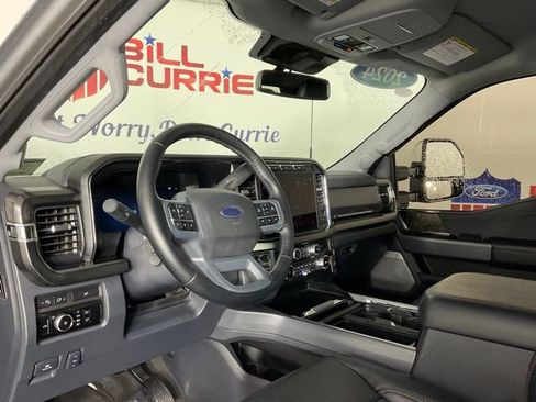 Certified 2024 Ford F250 Lariat w/ Chrome Package image 13