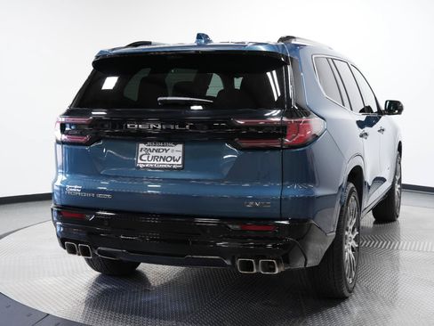 Used 2026 GMC Acadia Denali Ultimate w/ LPO, Floor Liner Package AWD/4WD image 9