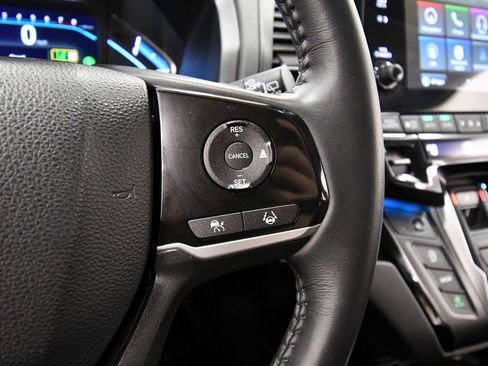 Certified 2024 Honda Odyssey Touring image 25
