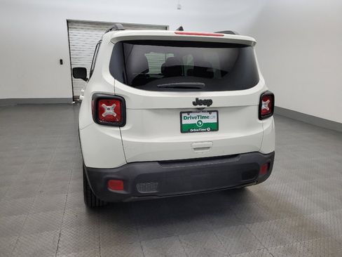 Used 2020 Jeep Renegade Altitude FWD image 6