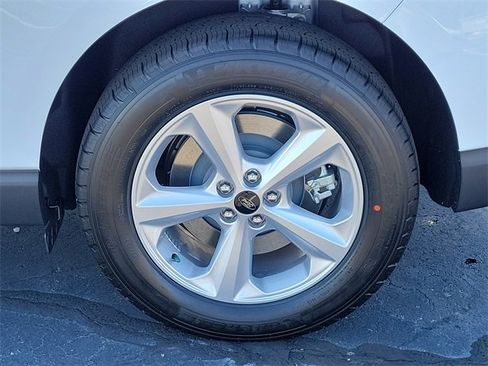 New 2024 Ford Edge SE image 18