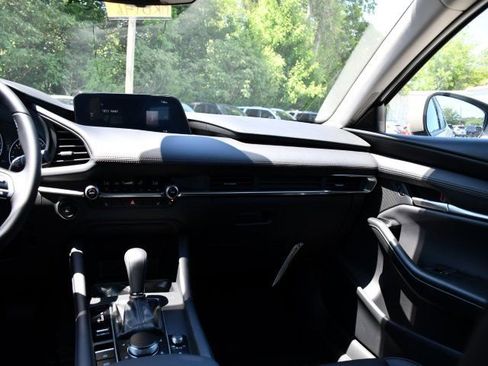 New 2026 MAZDA MAZDA3 2.5 S Sedan w/ Preferred Pkg FWD image 19
