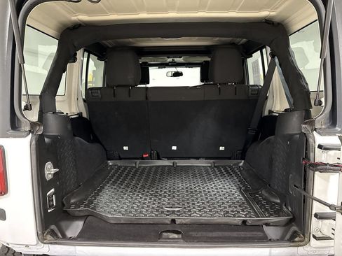 Used 2016 Jeep Wrangler Unlimited Sport w/ Quick Order Package 24S AWD/4WD image 23