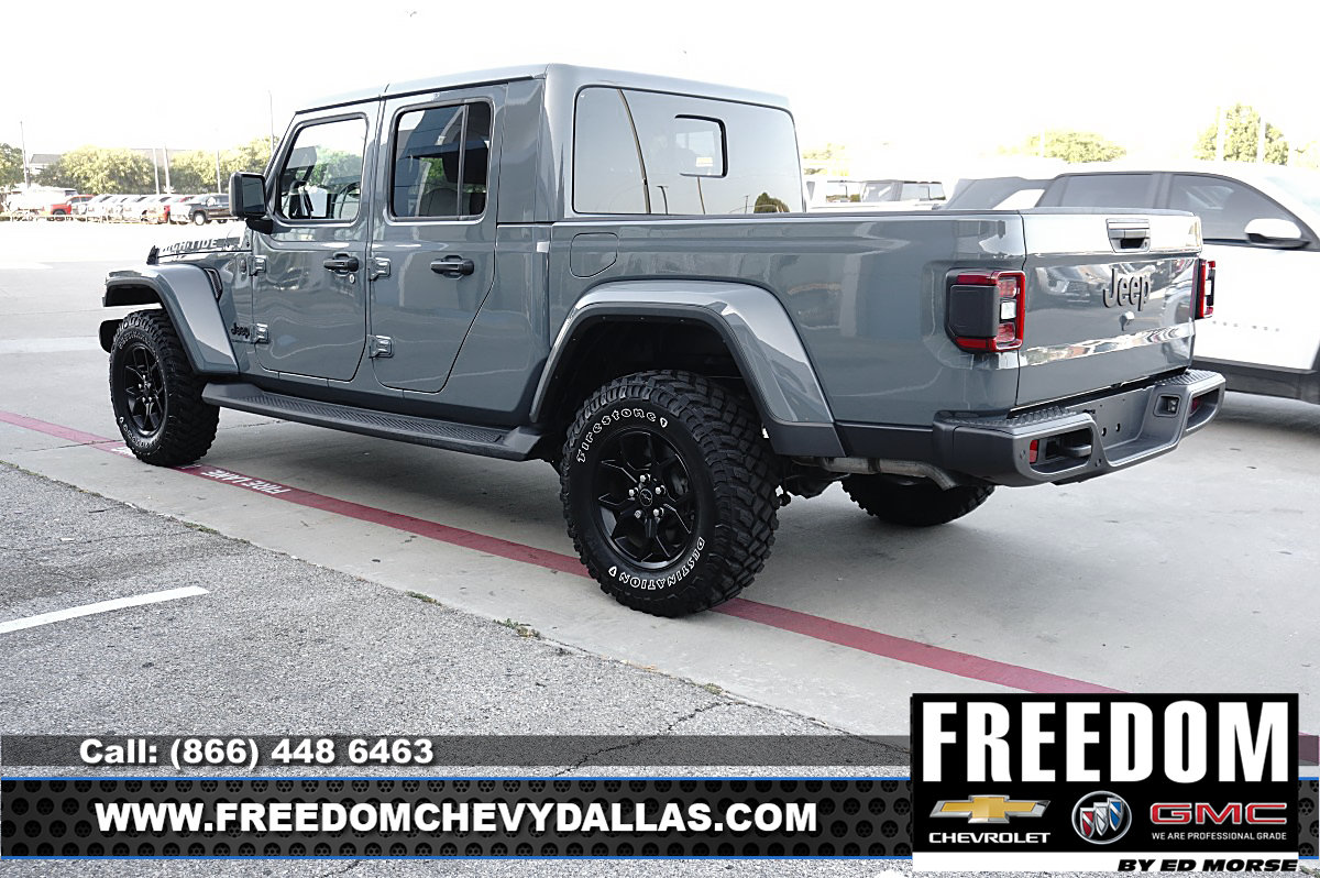 Used 2025 Jeep Gladiator Sport AWD/4WD image 37