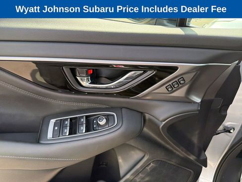 Used 2025 Subaru Outback Limited XT AWD/4WD image 17