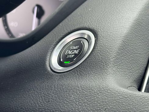 Used 2022 Cadillac XT4 Premium Luxury w/ Safety Alert Package image 7