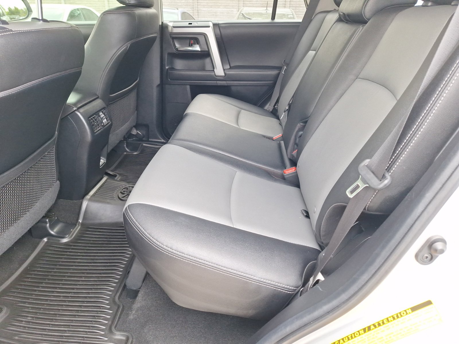Used 2020 Toyota 4Runner SR5 Premium RWD image 30