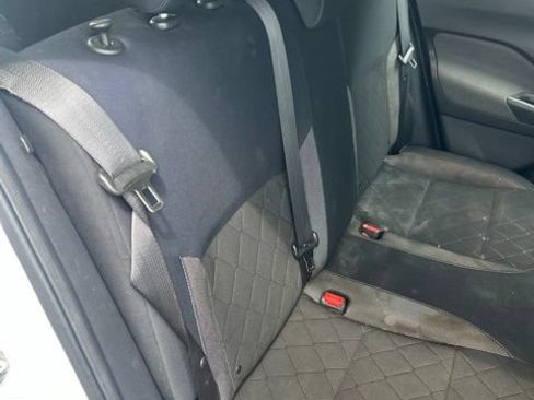 Used 2018 Nissan Kicks S FWD image 25