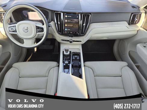 Certified 2023 Volvo XC60 B5 Ultimate w/ Climate Package image 25