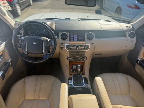 Used 2013 Land Rover LR4 HSE image 17