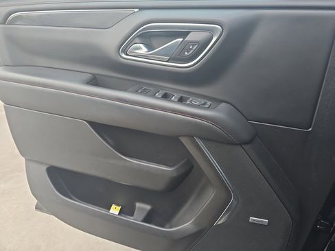 Used 2021 Chevrolet Tahoe RST w/ Luxury Package image 26