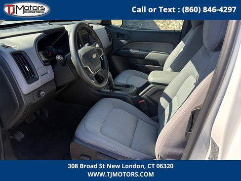 Used 2020 Chevrolet Colorado W/T w/ WT Convenience Package image 12