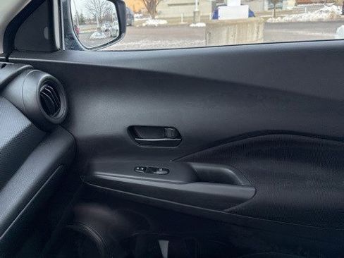 Used 2021 Nissan Kicks S image 14