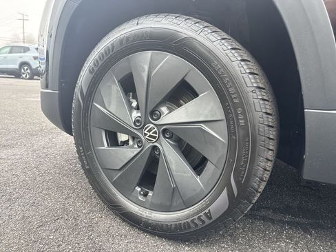 New 2026 Volkswagen Taos S FWD image 8
