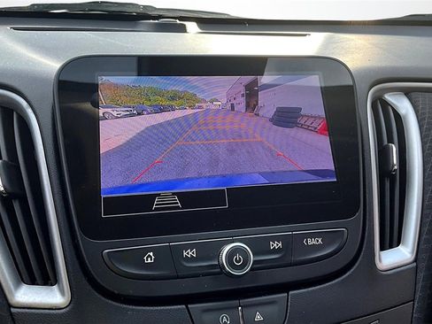 Used 2023 Chevrolet Malibu LT image 14