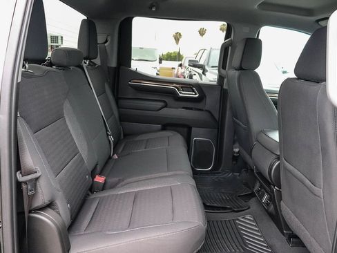Used 2023 Chevrolet Silverado 1500 LT RWD image 19
