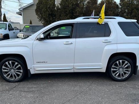 Used 2016 GMC Terrain Denali w/ Cargo Package AWD/4WD image 3