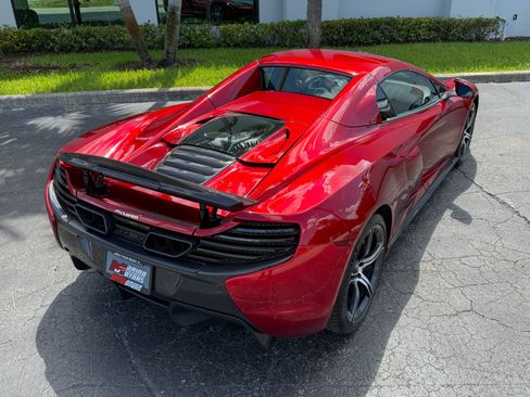 Used 2015 McLaren 650S Spider RWD image 23