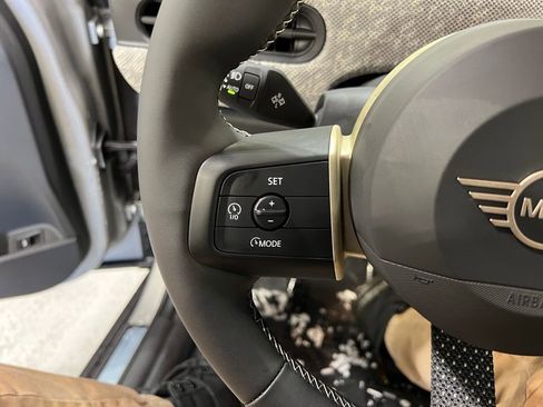 Certified 2025 MINI Cooper S image 14