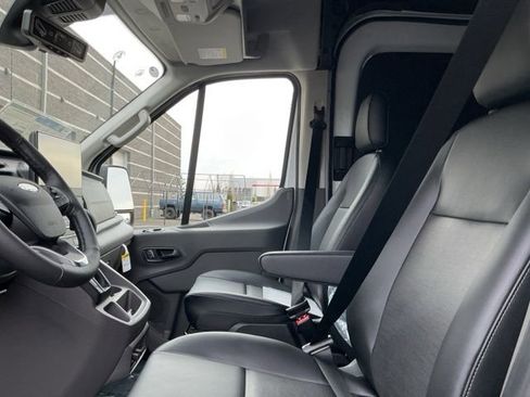 New 2026 Ford Transit 350 148 Medium Roof AWD w/ Load Area Protection Package image 17