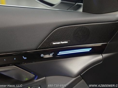 Used 2024 BMW 530i w/ M Sport Package image 28