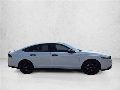 Used 2023 Honda Accord Sport image 4