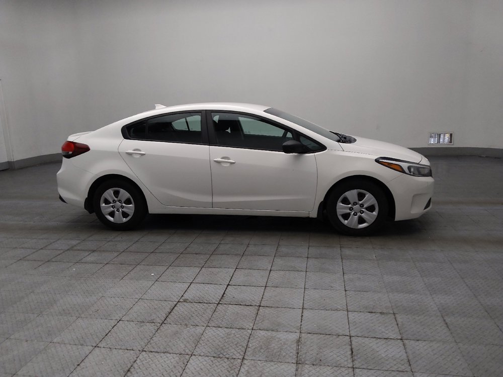 Used 2017 Kia Forte LX FWD image 11