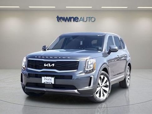 Used 2022 Kia Telluride EX w/ EX Premium Package image 10