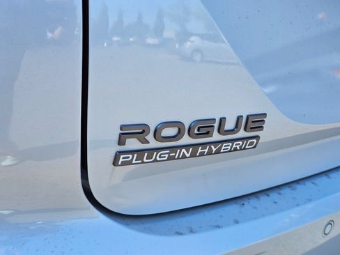 New 2026 Nissan Rogue Platinum AWD/4WD image 10