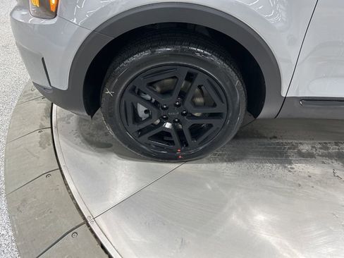 New 2025 Kia Telluride EX X-Line image 32