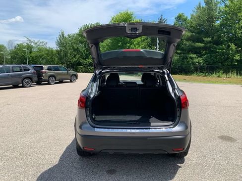 Used 2018 Nissan Rogue Sport SL AWD/4WD image 13