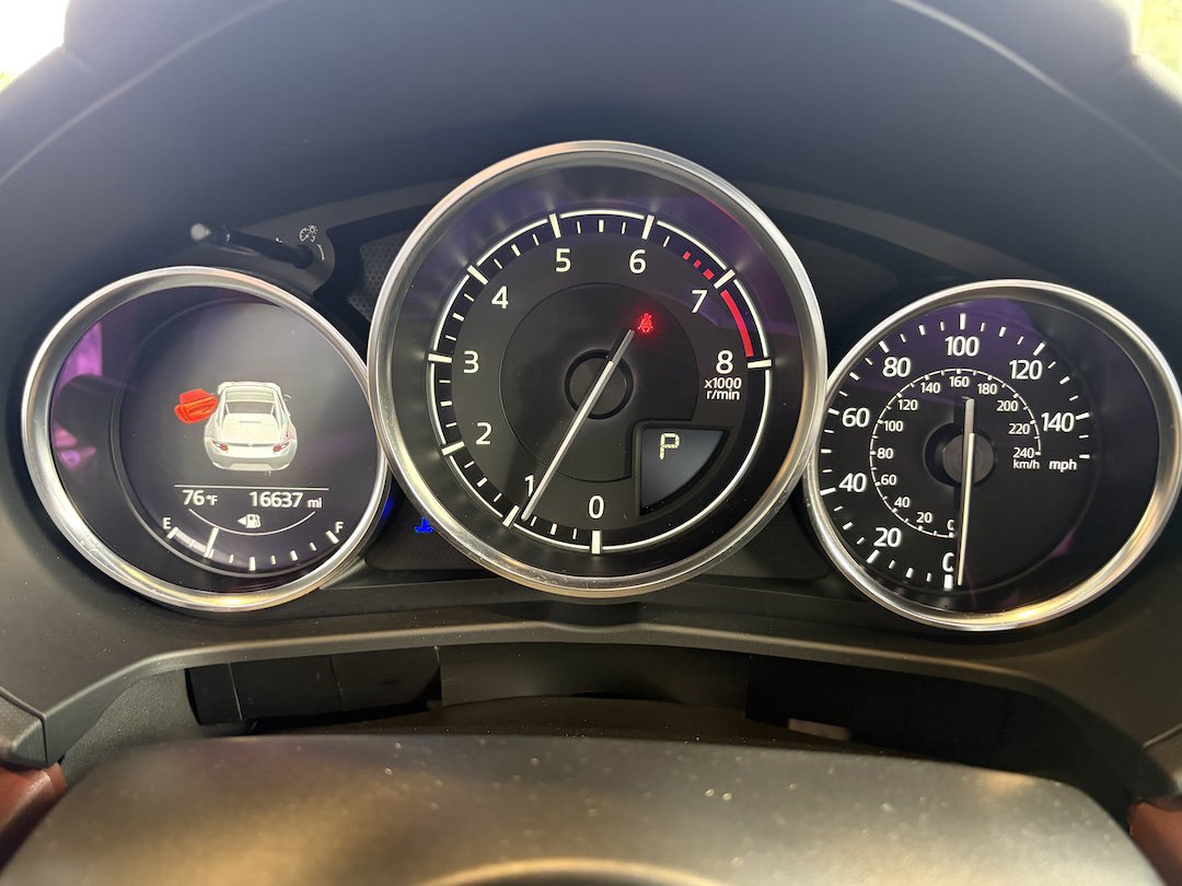 Used 2018 MAZDA MX-5 Miata RF Grand Touring RWD image 14