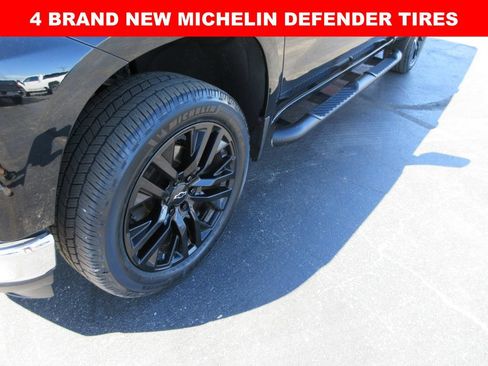 Certified 2019 Chevrolet Silverado 1500 LT w/ All-Star Edition AWD/4WD image 4