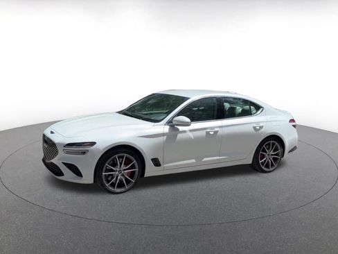 Used 2025 Genesis G70 2.5T AWD/4WD image 7