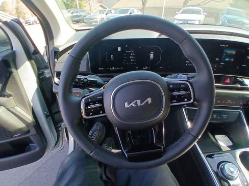 New 2026 Kia Carnival SX Prestige image 14