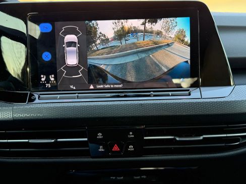 Used 2024 Volkswagen GTI SE w/ SE Leather Seats Package image 31