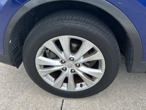 Used 2015 Toyota RAV4 Limited AWD/4WD image 17