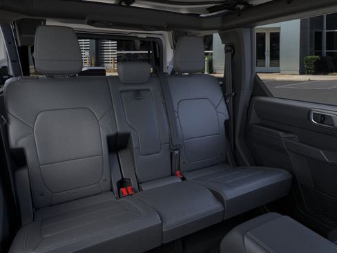 New 2025 Ford Bronco Badlands image 11
