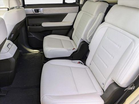 New 2025 Hyundai Santa Fe Calligraphy image 16