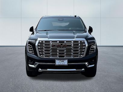 Used 2025 GMC Yukon Denali w/ Denali Reserve Package