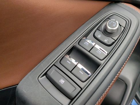 Used 2023 Subaru Forester Touring image 29