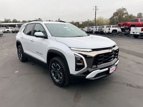 New 2026 Chevrolet Equinox ACTIV w/ Convenience Package III image 3