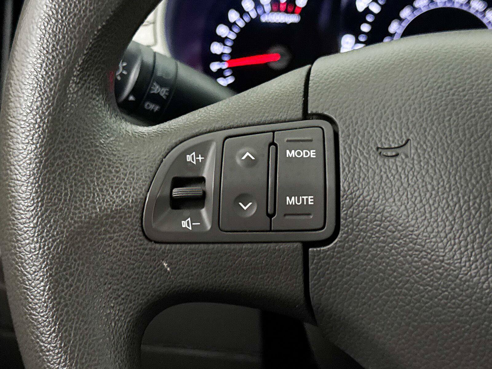 Used 2013 Kia Sportage LX FWD image 21