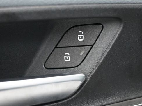 New 2026 Mercedes-Benz GLB 250 image 20