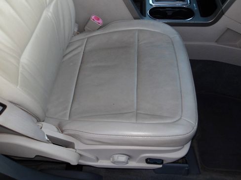 Used 2009 Ford Flex SEL image 22