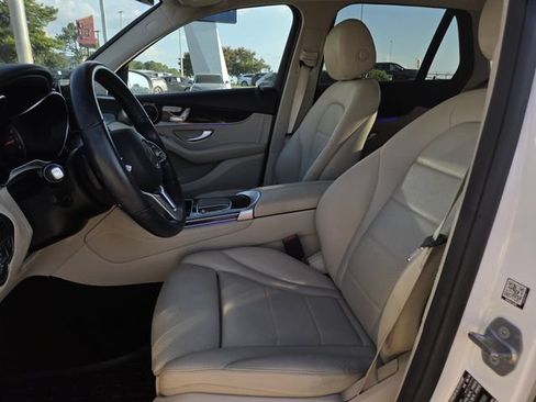 Used 2020 Mercedes-Benz GLC 300 image 15