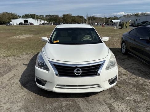 Used 2013 Nissan Altima 2.5 SV image 3