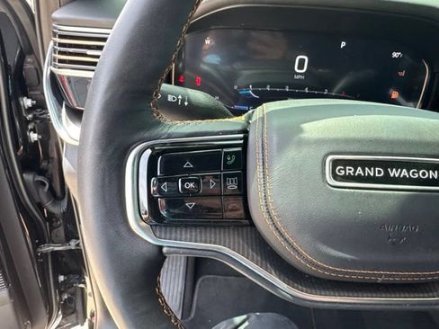Used 2024 Jeep Grand Wagoneer L Series III w/ Rear Seat Video Group 1 AWD/4WD image 15